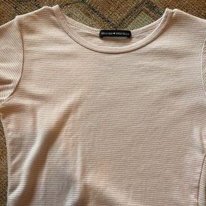 brandy melville cropped baby tee